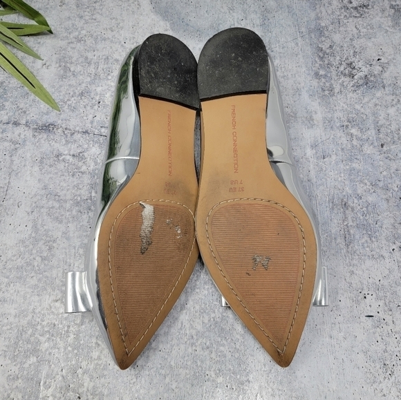 French Connection | Reflective Silver Flats Size 7 - Picture 3 of 9